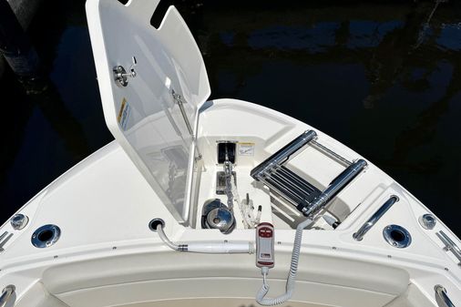 Boston Whaler 240 Vantage image