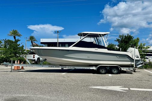 Boston Whaler 240 Vantage image