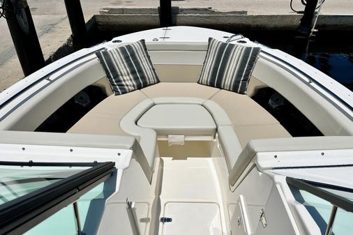 Boston Whaler 240 Vantage image