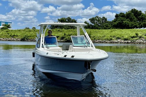 Boston Whaler 240 Vantage image