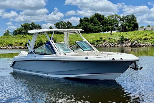 Boston Whaler 240 Vantage image