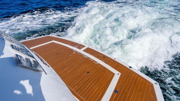 Sunseeker Predator 62 image