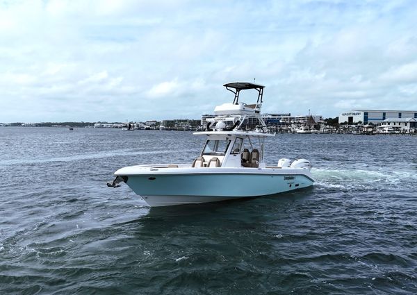 Everglades 335-CENTER-CONSOLE image