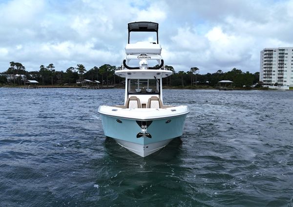 Everglades 335-CENTER-CONSOLE image