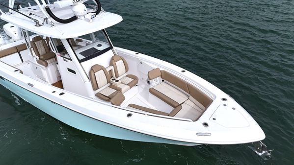 Everglades 335-CENTER-CONSOLE image