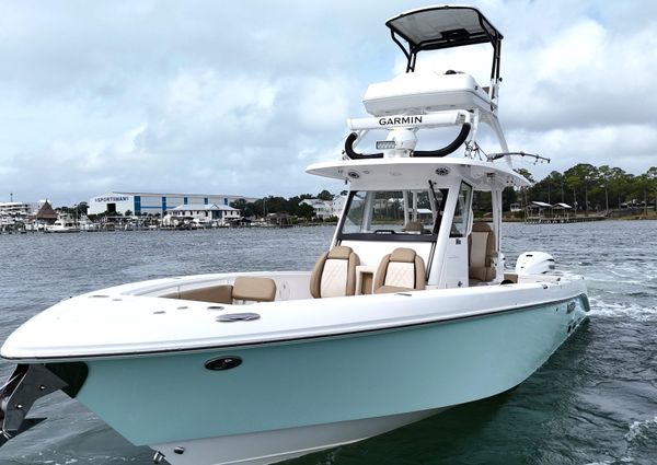 Everglades 335-CENTER-CONSOLE image