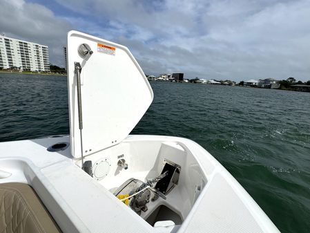 Everglades 335-CENTER-CONSOLE image