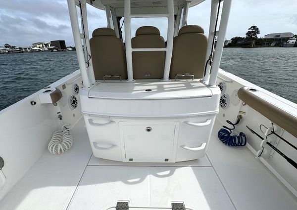 Everglades 335-CENTER-CONSOLE image