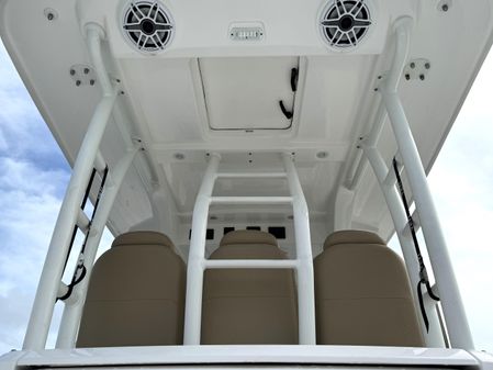 Everglades 335-CENTER-CONSOLE image