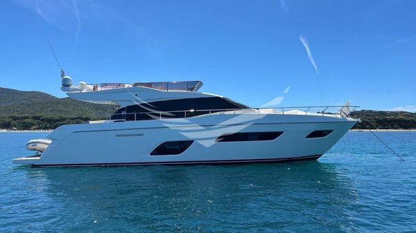 Ferretti Yachts 550 