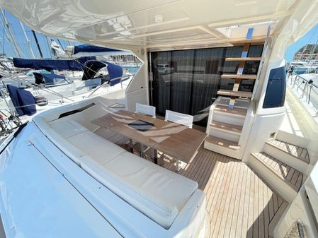 Ferretti Yachts 550 image