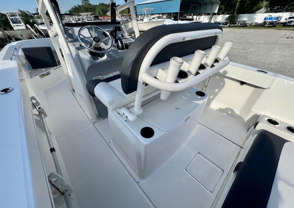 Bayliner TROPHY-T22CC image