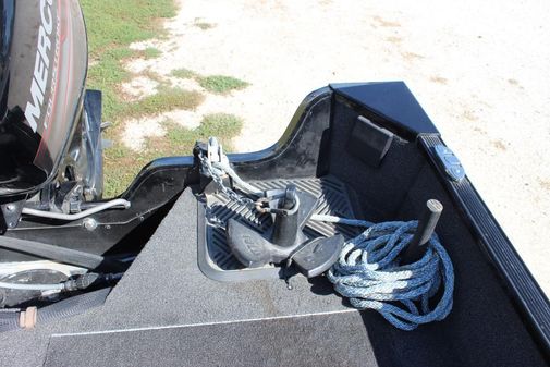 Lowe FM-165-SC image