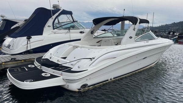 Sea Ray 290 Bow Rider SLX 