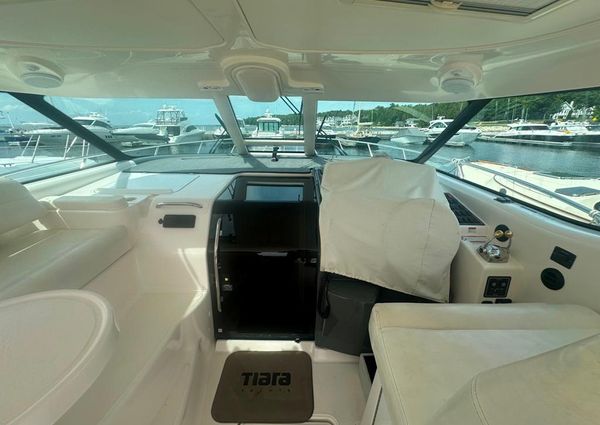 Tiara-yachts 4300-SOVRAN image