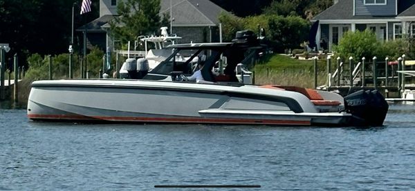 Vanquish Yachts VQ40 image