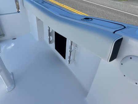 Tidewater 220 CC Adventure image