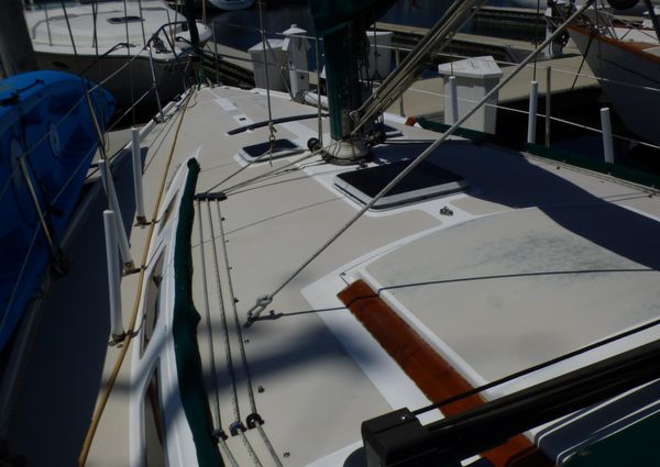 Catalina 36-SLOOP image