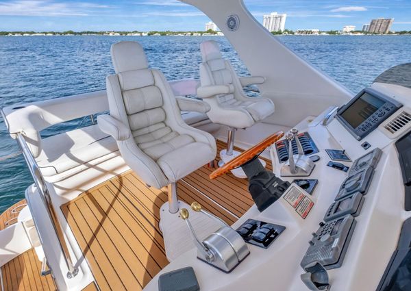 Sea Ray 56 image