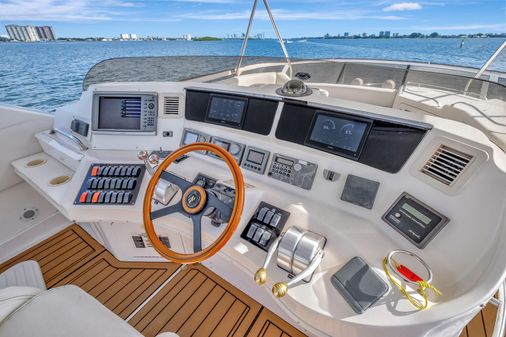 Sea Ray 56 image