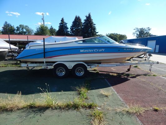 MasterCraft Maristar - main image