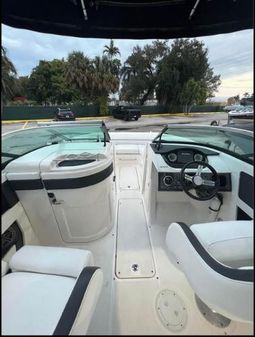 Sea-ray 220-SUNDECK-OUTBOARD image