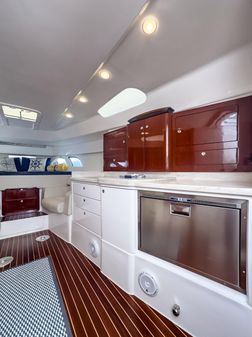 Intrepid 430 Sport Yacht image