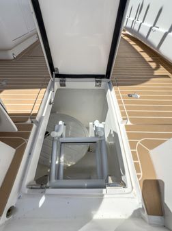 Intrepid 430 Sport Yacht image