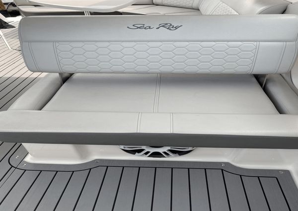 Sea Ray 320 Sundancer-OB image