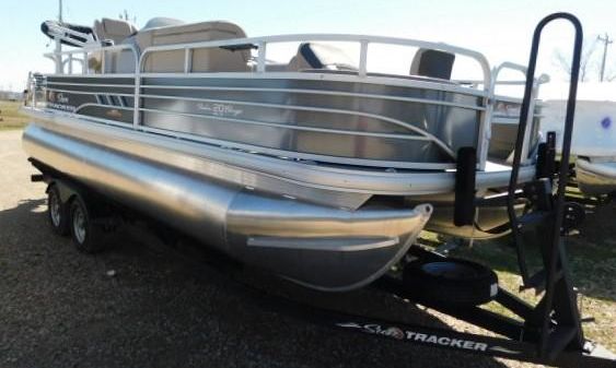 Sun Tracker Fishin' Barge 22 DLX 