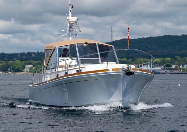 Grand Banks Eastbay 43 Ex image