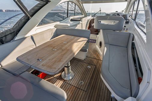 Beneteau Flyer Gran Turismo 34 image