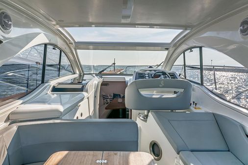 Beneteau Flyer Gran Turismo 34 image