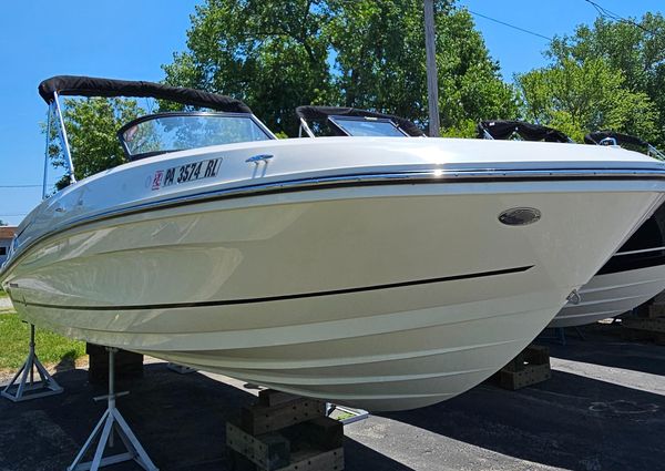 Bayliner VR-6 image