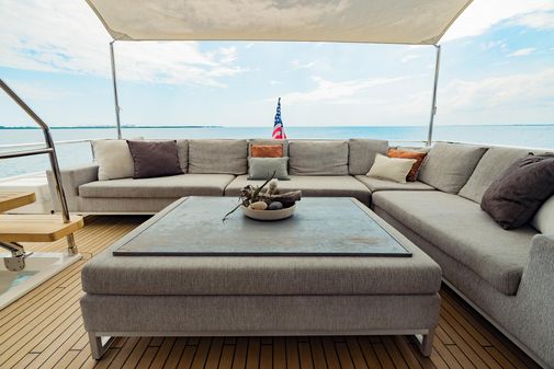 Custom Line Navetta 28 image