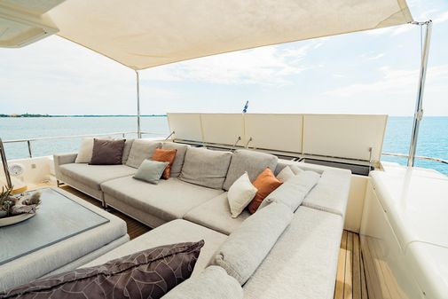 Custom Line Navetta 28 image