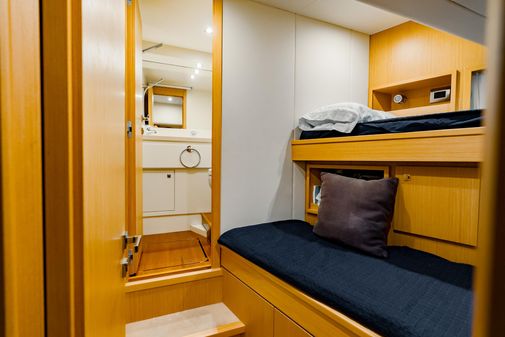 Custom Line Navetta 28 image