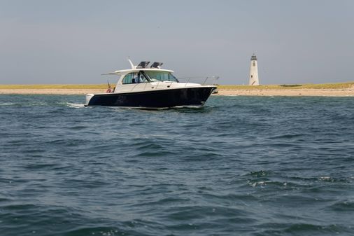 Hinckley Sport Boat 40x image