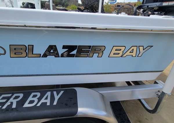 Blazer 2200 image
