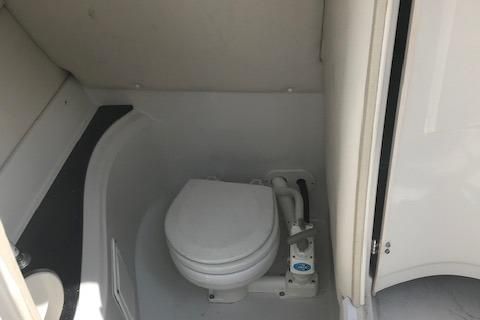Crownline 260 LS image