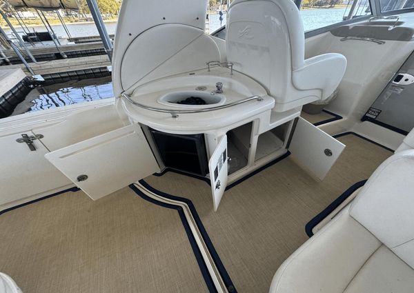 Sea Ray 340 Sundancer image