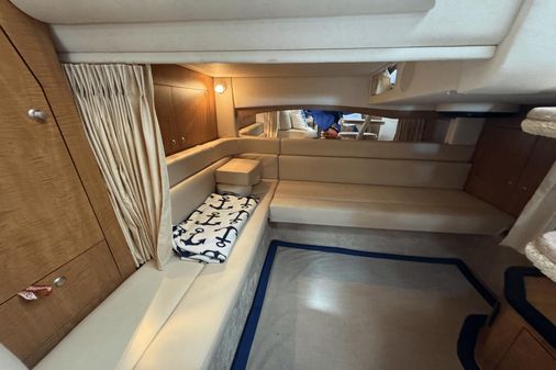 Sea Ray 340 Sundancer image