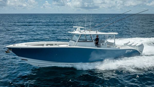 Yellowfin 42 image