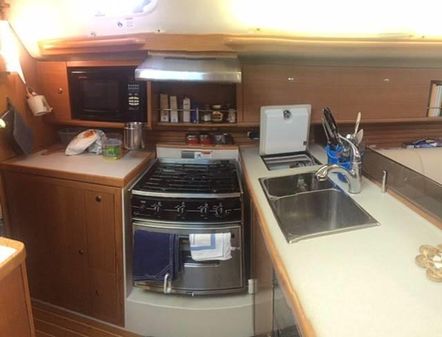 Catalina 445 image