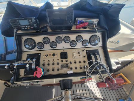 Chris-craft CATALINA-381 image