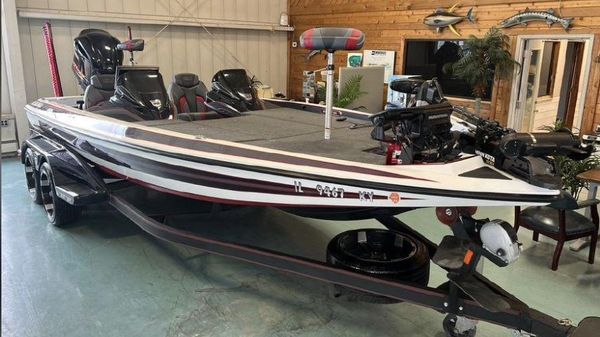 Skeeter FX 21