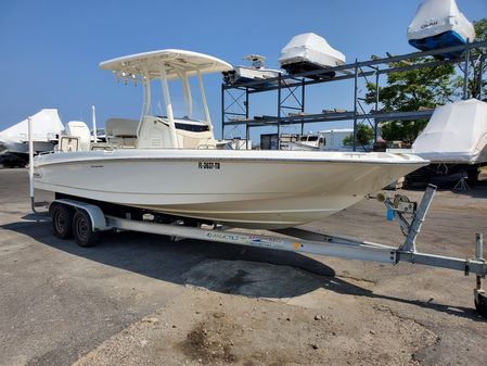 Boston Whaler 240 Dauntless image