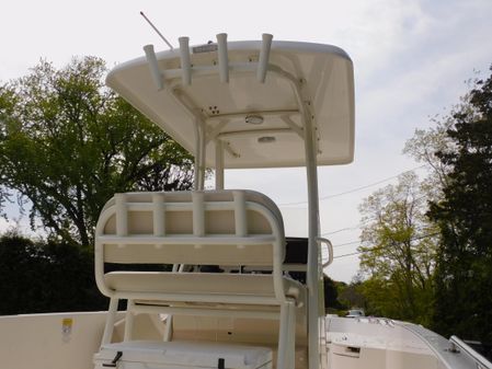 Boston Whaler 240 Dauntless image