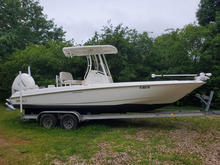 Boston Whaler 240 Dauntless image