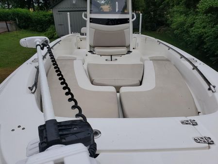 Boston Whaler 240 Dauntless image